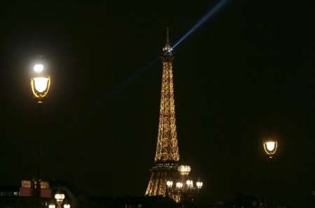 Unidentified Drones Reappear over Paris during Night