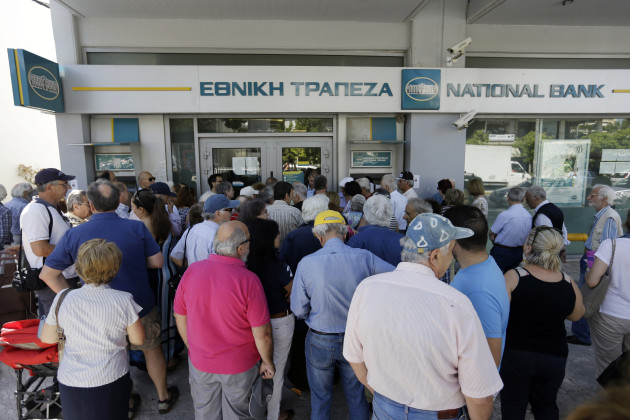 Official: Greek Banks to Reopen on Monday