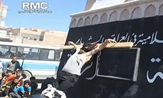 ISIL Extremists Execute, Crucify Man in Syria’s Raqqa 