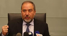 Lieberman Slams Ashton on Remarks on “Israeli” Measures against Palestinians