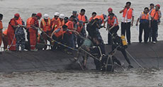 Chinese Ship Capsizes with Hundreds Missing