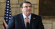 Carter Arrives in Iraqi Capital on Unannounced Visit

