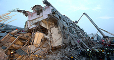 At Least 5 Dead as 6.4-magnitude Quake Rocks Southern Taiwan
