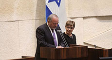 Avigdor Lieberman Officially Sworn in as ’Israeli’ War Minister
