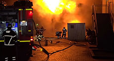 28 Containers Sheltering Refugees in Hamburg Destroyed by Blaze