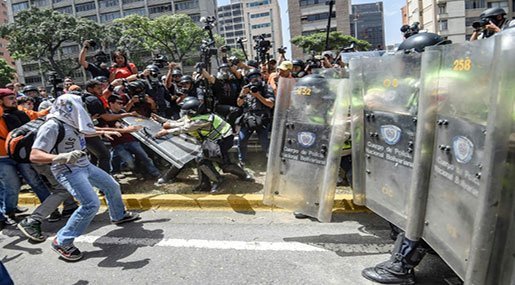 Venezuela Gov’t: Protesters Attacked Hospital
