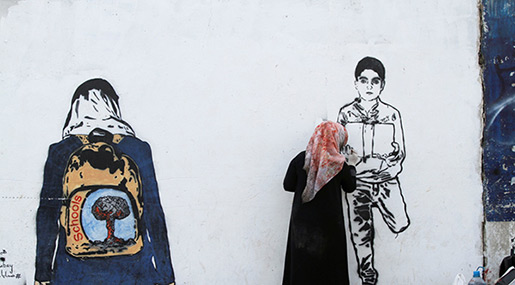 Street Artist Sheds Light on Yemeni Sufferings Through Murals