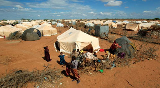 Kenya Delays Closure of Somali Refugee Camp