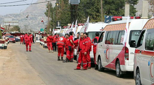 Red Crescent volunteers 