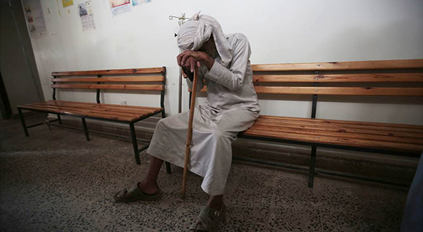 Old Yemeni man