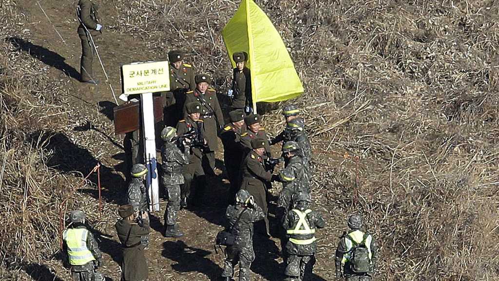 Koreas Verify Removal of Guard Posts in Demilitarized Zone