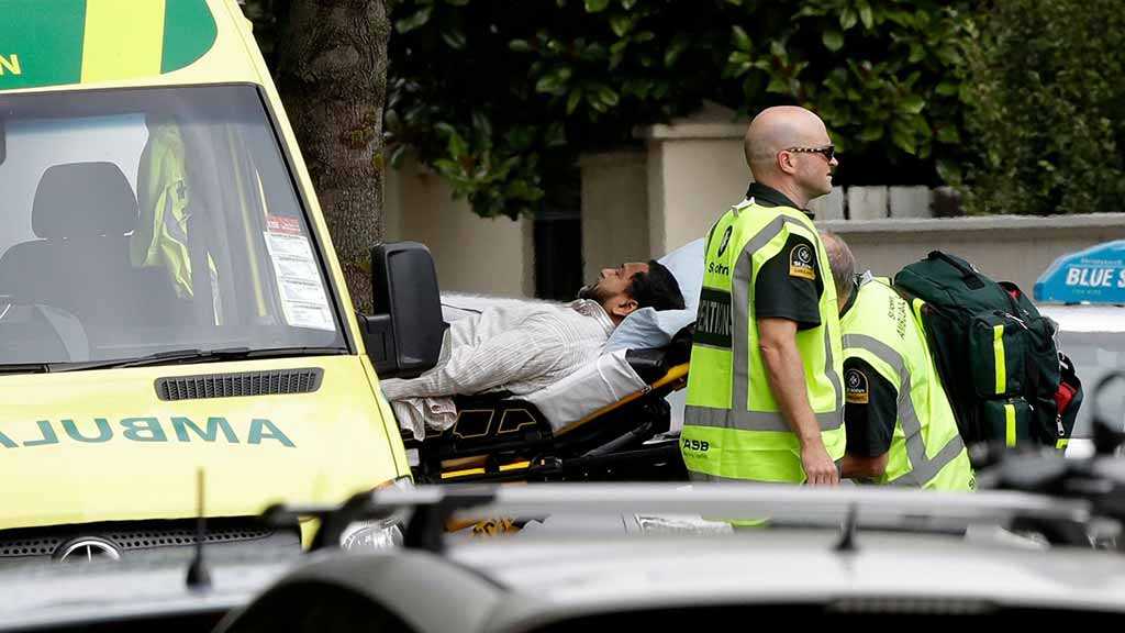 NZ Shooting: Multiple Victims at 2 Mosques, 4 Suspects in Custody