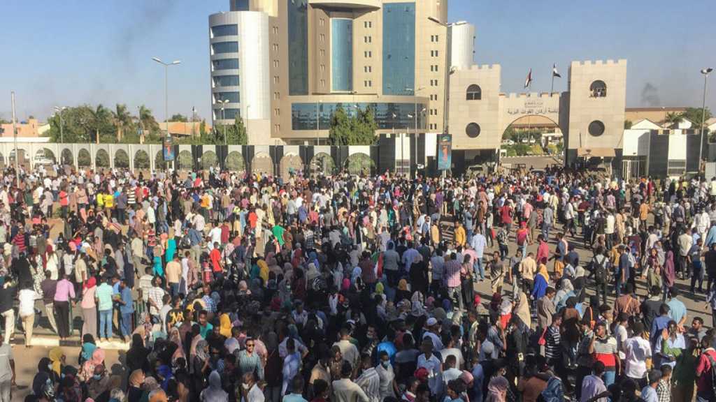 Sudan Braces for Military Announcement after Anti-Bashir Protests