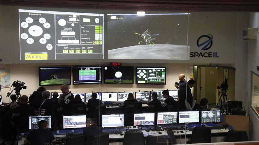 «Israeli» Spacecraft Crashes in Attempt to Land on Moon