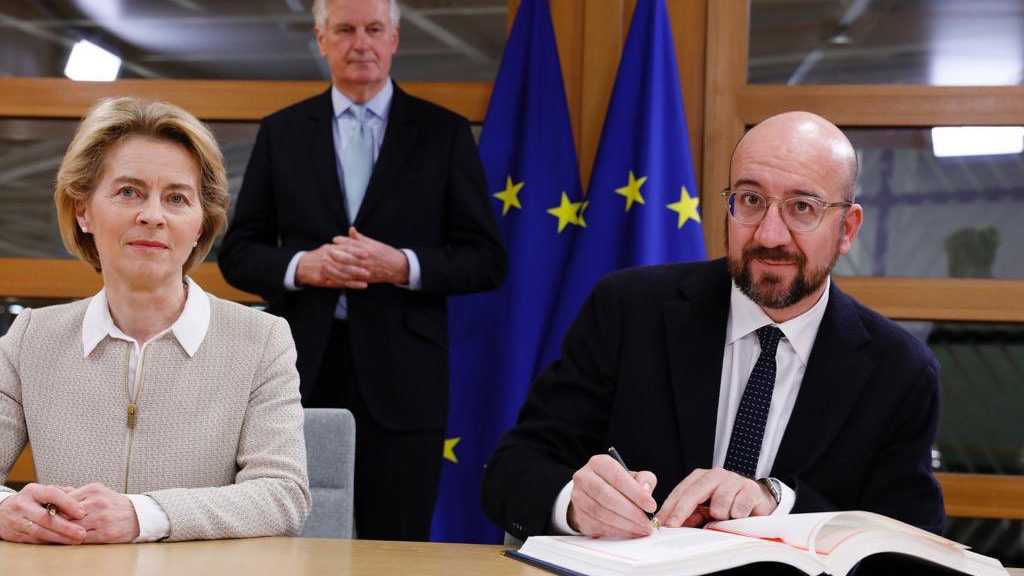EU Chiefs Sign Brexit Deal Ahead of Parliamentary Vote