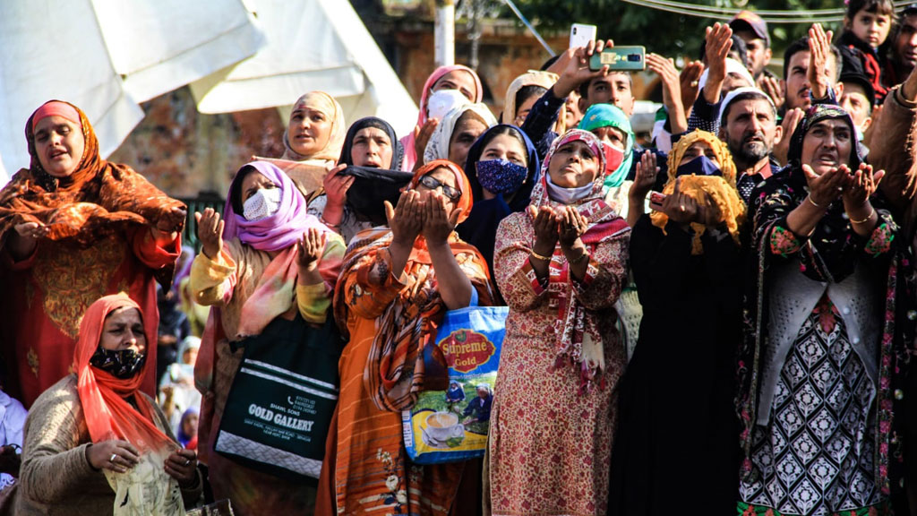 Kashmiris Celebrate Prophet Mohammad [PBUH]’s Birth Anniversary