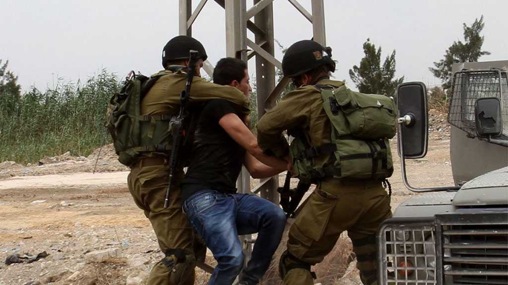 ‘Israeli’ Soldiers Arrest Ten Palestinians in the West Bank