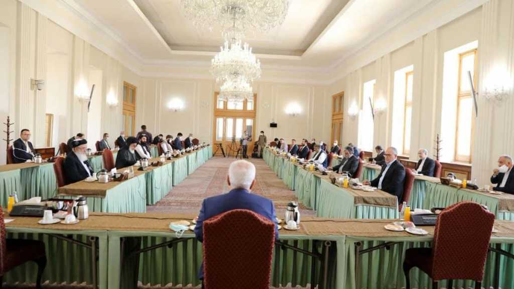 Zarif to Afghan Delegates: End War As Soon As Possible 
