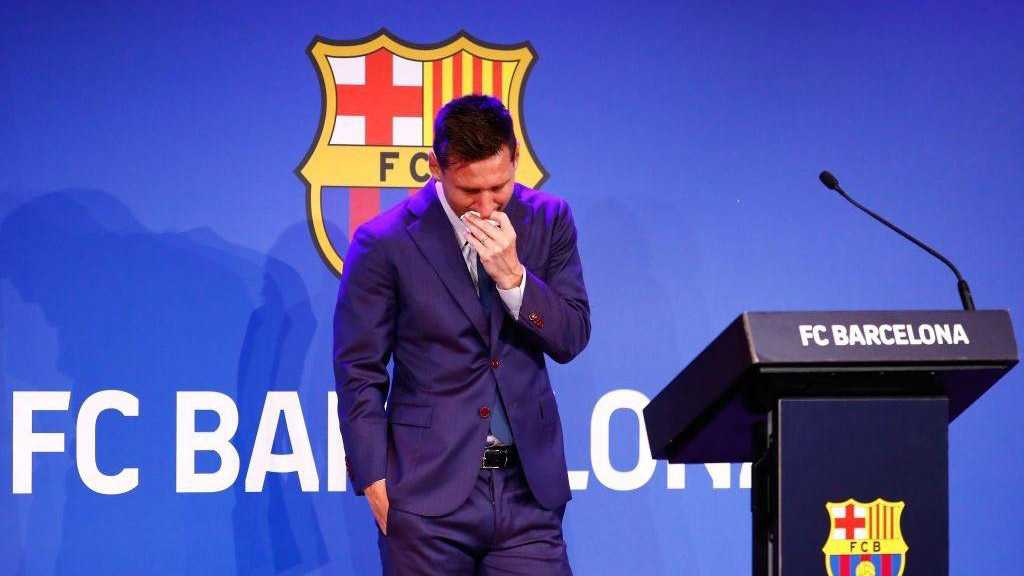 Messi in Tears at Farewell Barcelona Press Conference