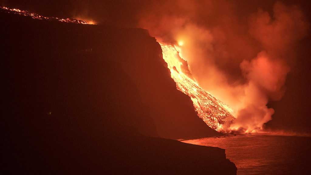 Lava from La Palma Eruption Reaches the Atlantic