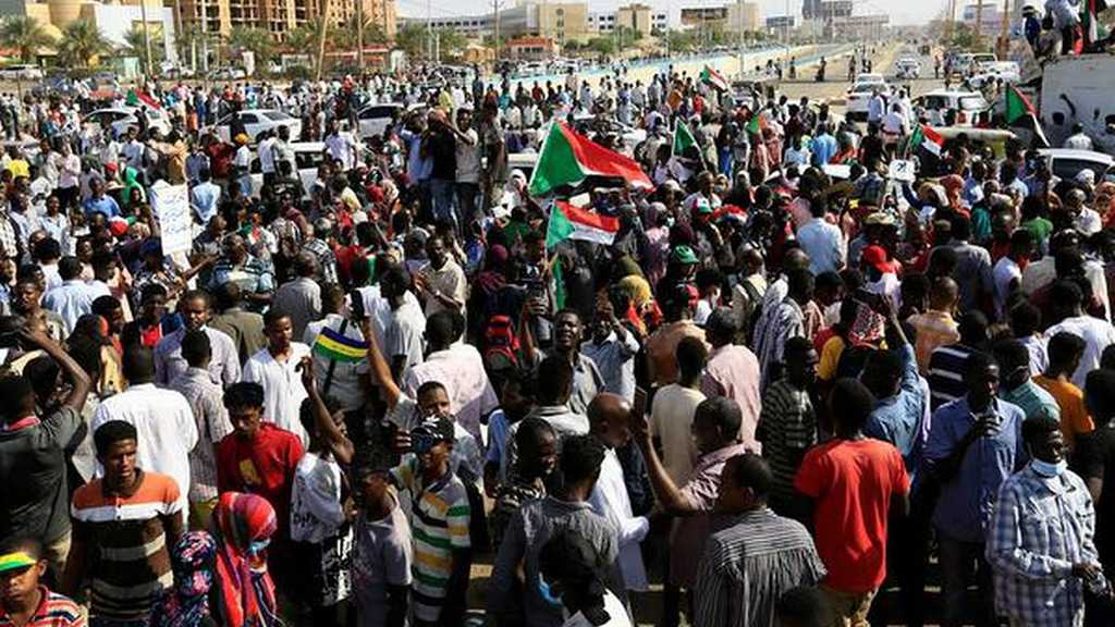 Sudan Braces for Mass Protests, Ousted PM Offered Chance to Return
