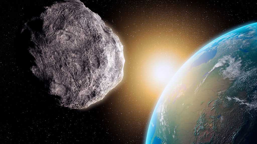 Asteroid the Size of Eiffel Tower Heading for Earth in December