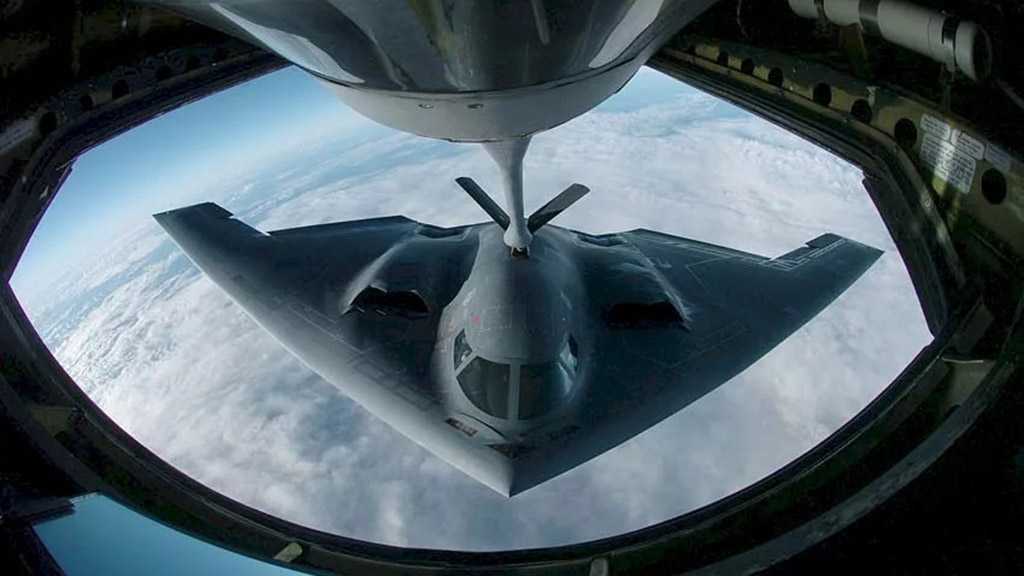 US Bombers Conduct Refueling Exercises over Australia