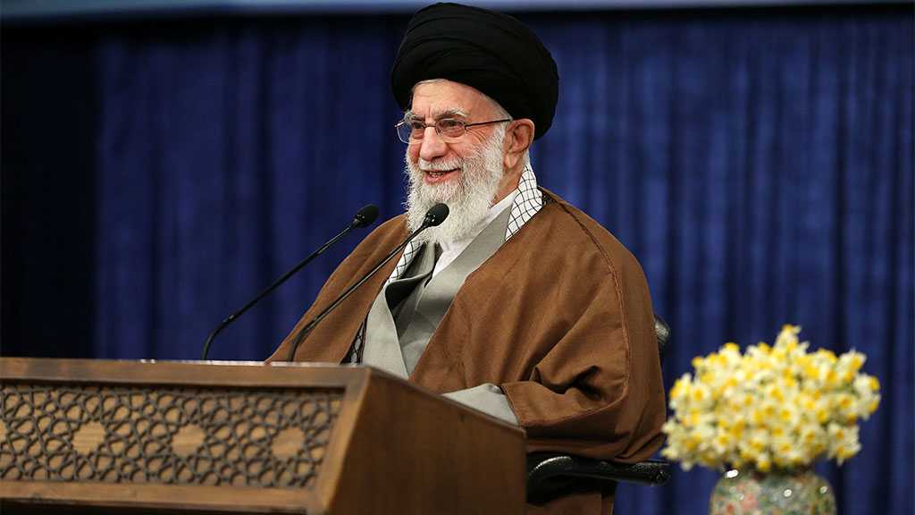 Imam Khamenei Pardons over 3,300 Iranian Inmates on Revolution Anniversary
