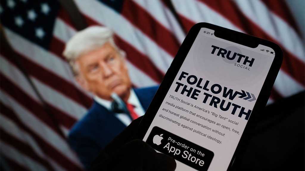 Trump’s Online Network TRUTH Social Available on App Store