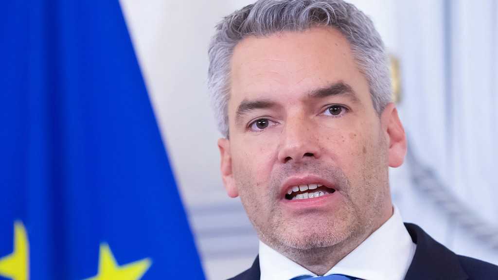 Austria: EU to Sanction Putin Personally