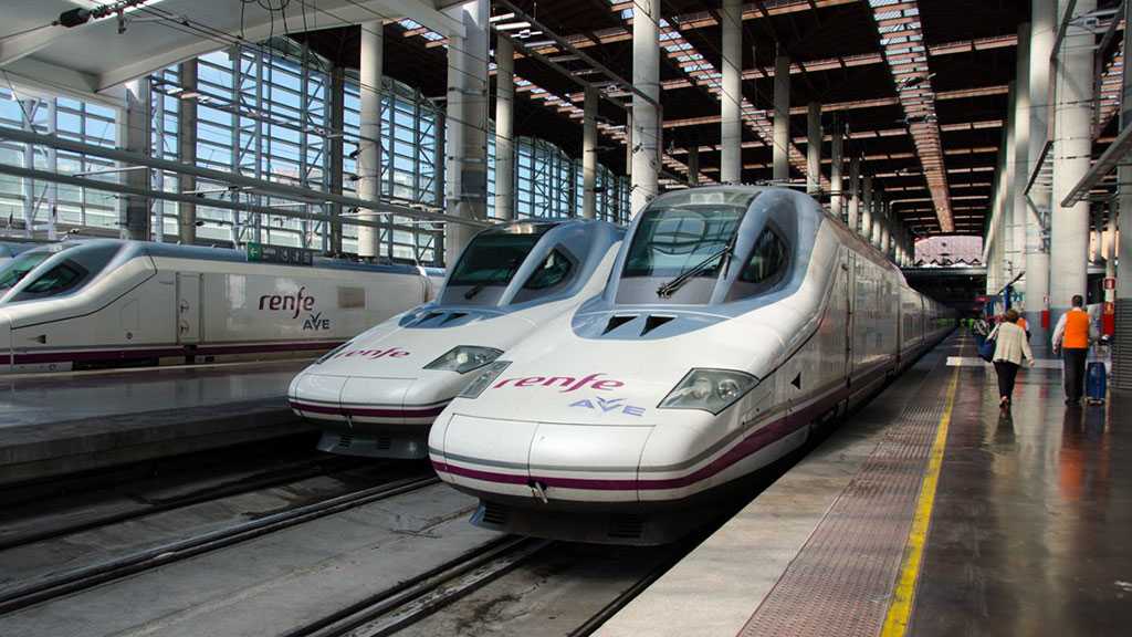 Software Glitch Disrupts Major Rail Network in Spain