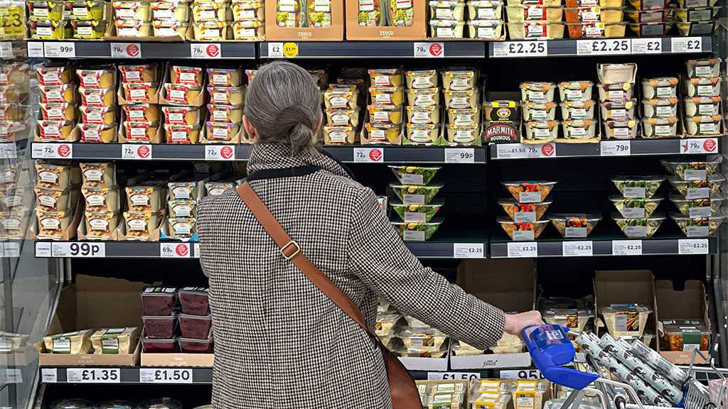  High Food, Energy Prices Worsen Health of 55% of Britons