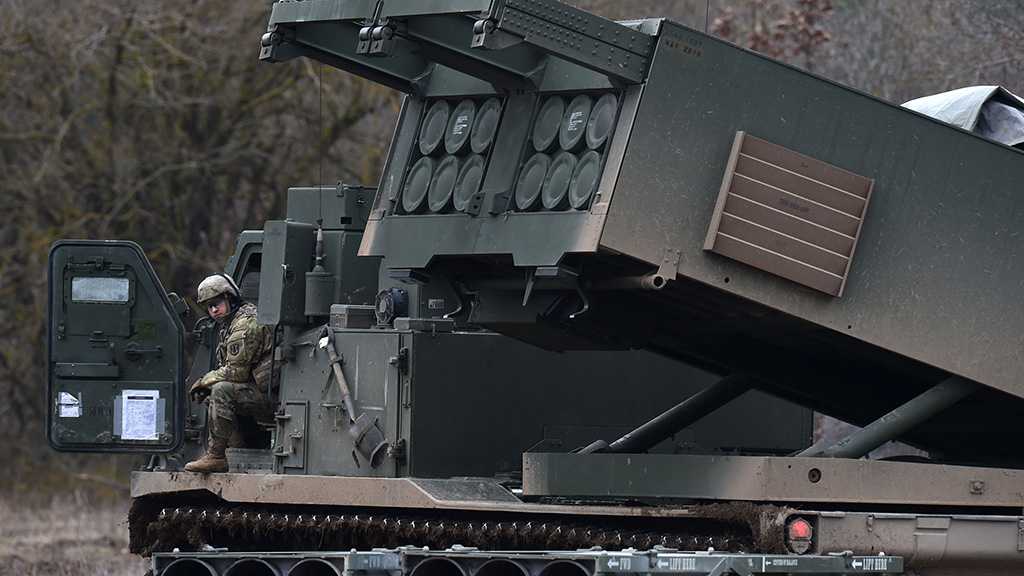 CNN: US May Send Heavier Artillery to Ukraine