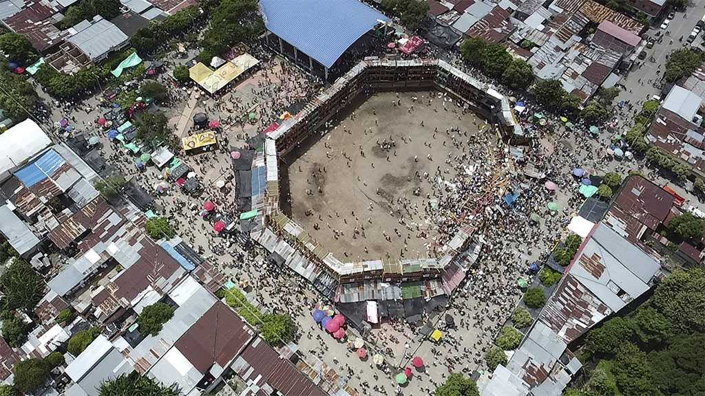 Several Killed, Hundreds Wounded After Stands Collapse at Colombia Bullfight