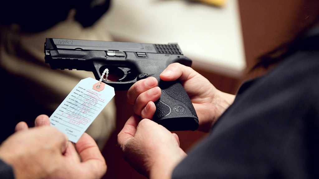 Judge Scraps Texas Gun Restriction