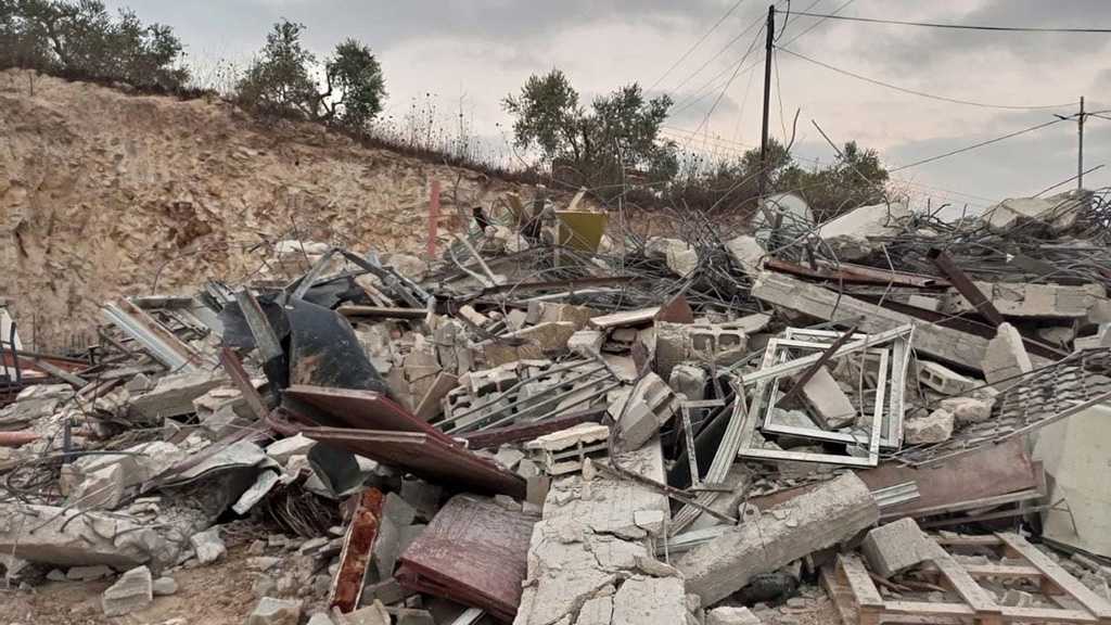 Palestinian Mother of Four Forced by “Israeli” Authorities to Demolish Her House in Al-Quds