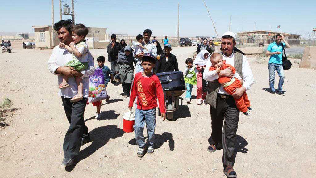 Iran Urges International Community to Shoulder Responsibility of Afghan Refugees