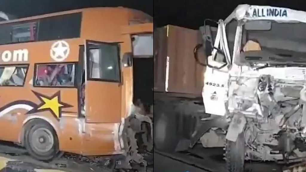 15 Killed, 40 Injured in India Bus Crash