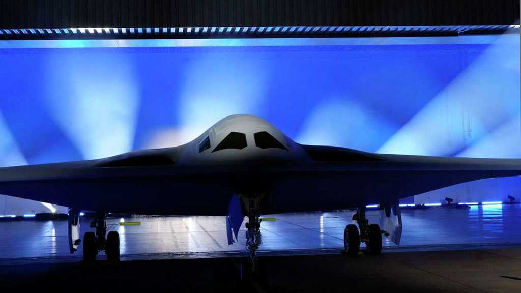 Pentagon Showcases Nuclear Bomber