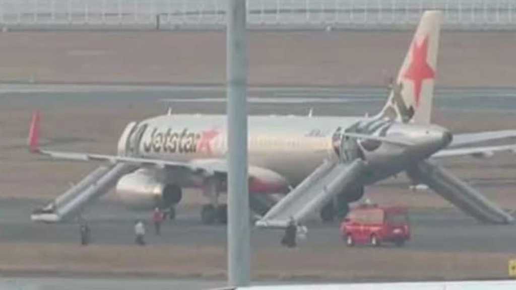 Jetstar Flight Forced to Make Emergency Landing in Japan After Bomb Threat