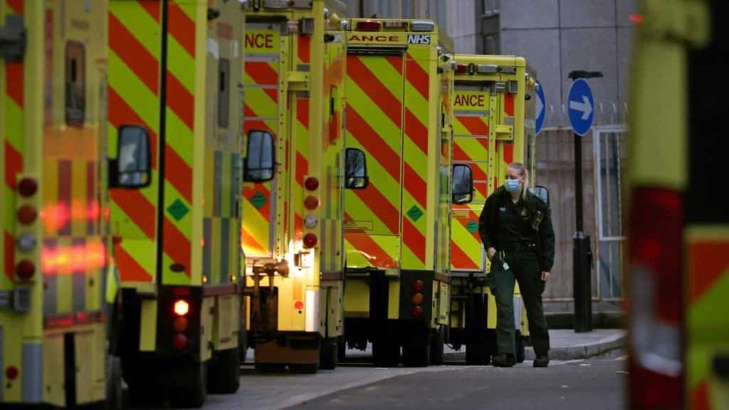 No Deal with British Gov’t: UK’s Paramedics into Strike