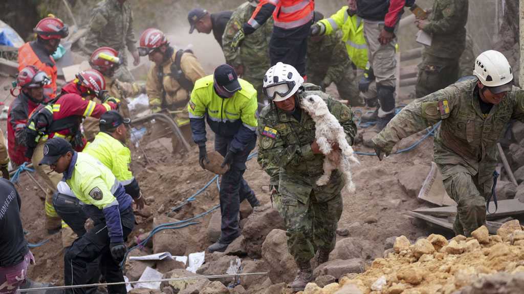  Ecuador Landslide Kills At Least Seven, Leaves Dozens Missing