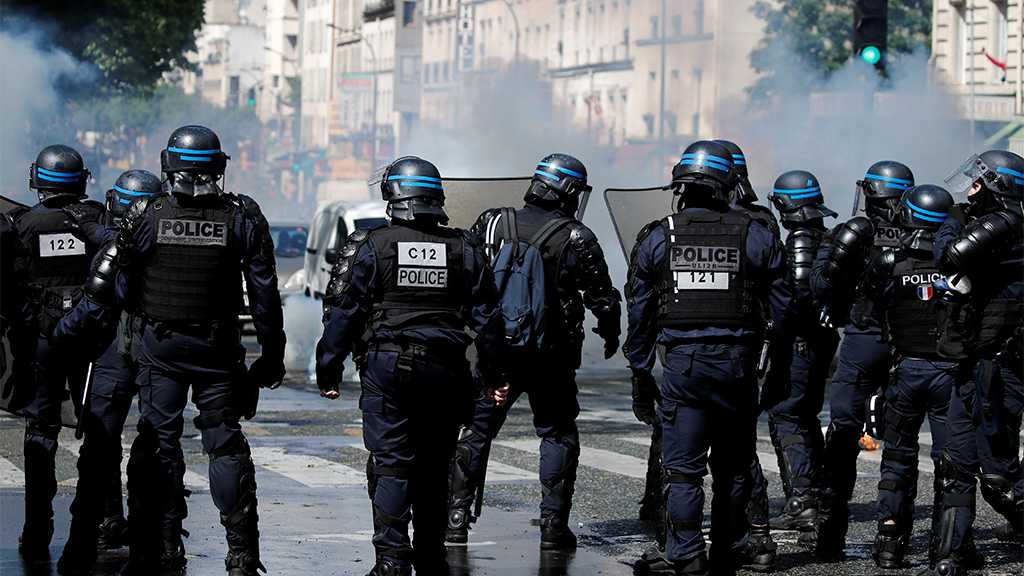 Protesters Slam French Police Brutality After Attack on Muslim Teens