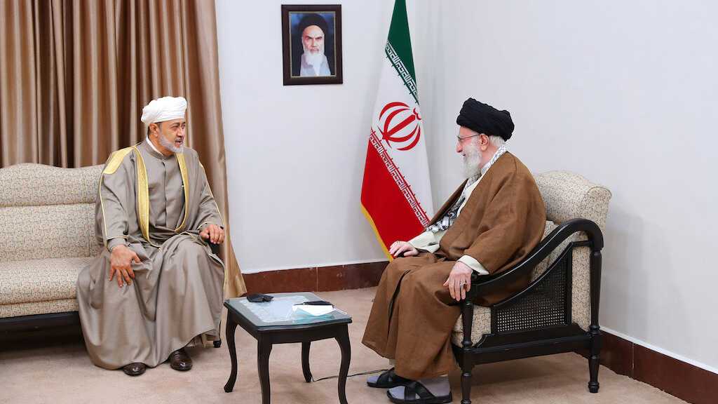 Imam Khamenei Receives Sultan of Oman, Warns of ‘Israeli’ Attempts to Sow Division in West Asia