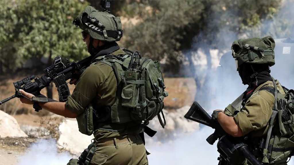 ‘Israeli’ Occupation Forces Raid West Bank: Seven Palestinians Injured, 14 Kidnapped