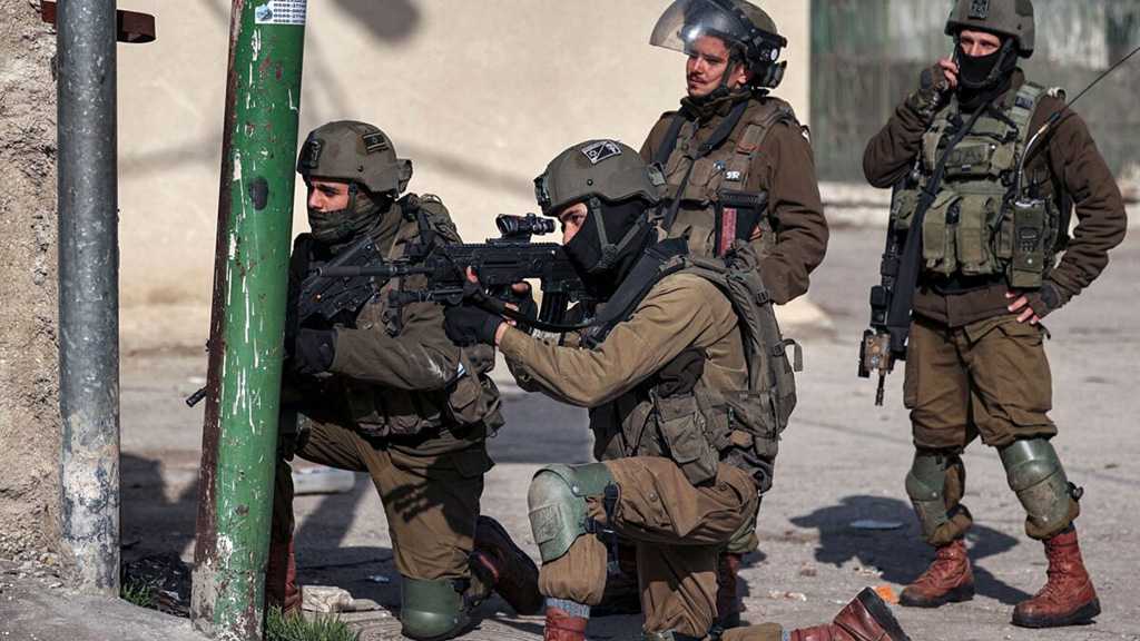 IOF Storm Several Areas in West Bank, Withdraw Under Resistance Fire