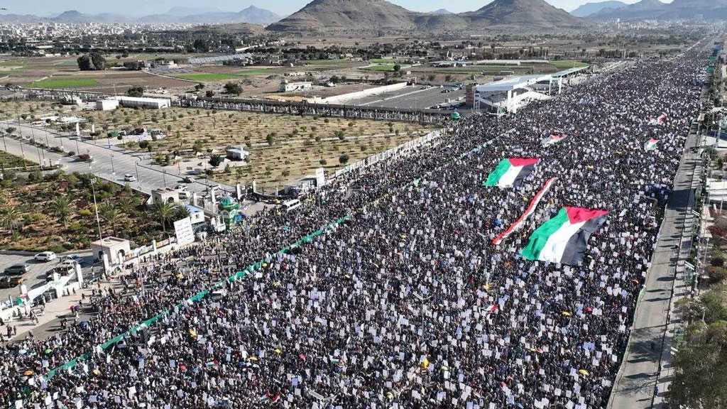 Hundreds of Thousands in Yemen Rally in Solidarity with Palestinians Amid “Israeli” Aggression