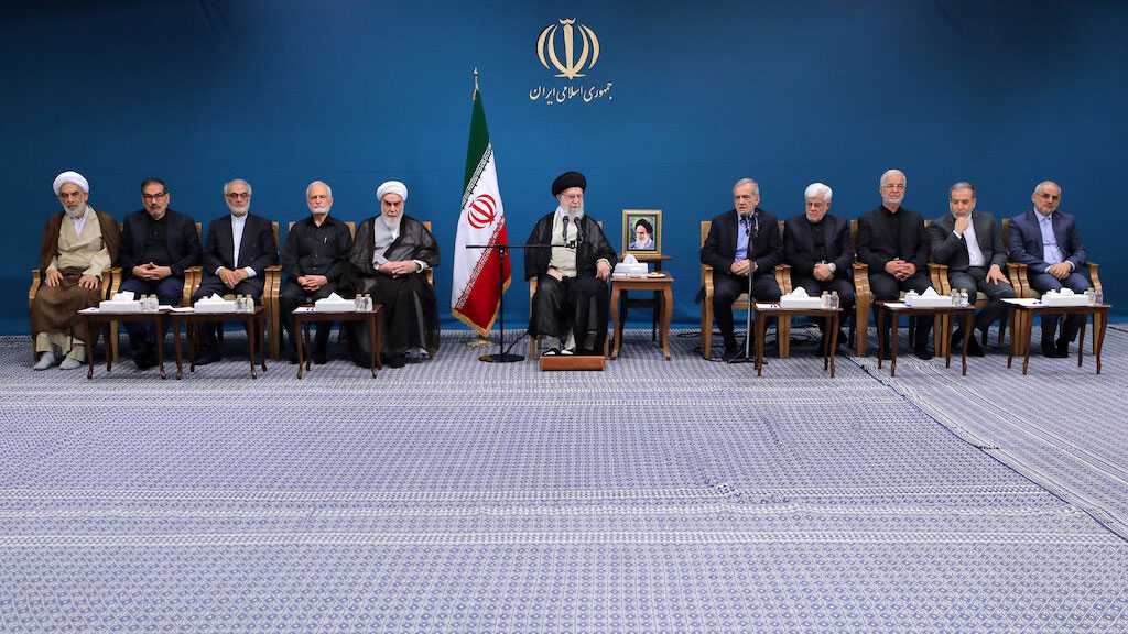 Imam Khamenei Highlights Iran’s Global Standing in Science, Regional Power