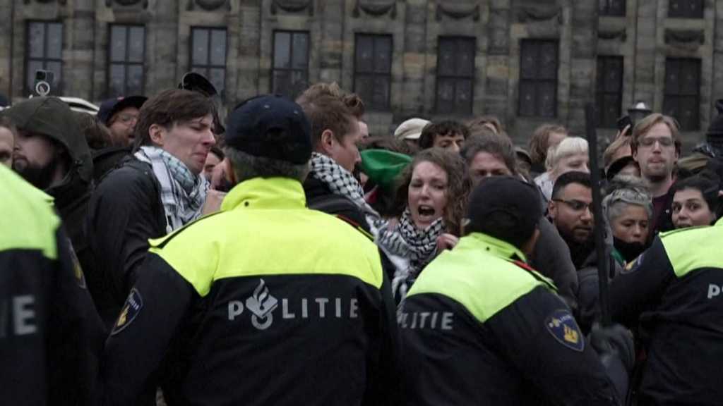 France: ‘Israeli’ Fans Clash with Palestinian Supporters at Paris Football Match