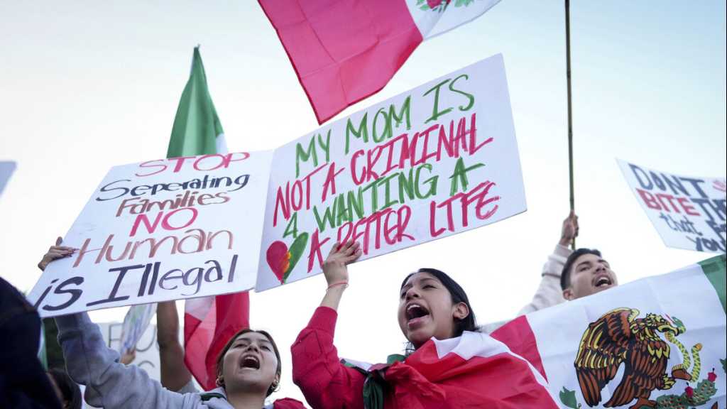  Demonstrations against Trump’s Mass Deportation Erupt across California, Texas